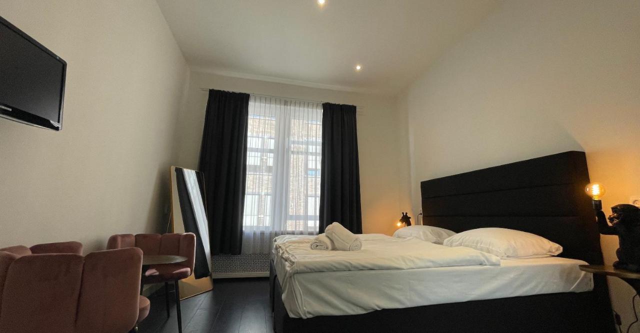 City Hotel Amsterdam Bagian luar foto